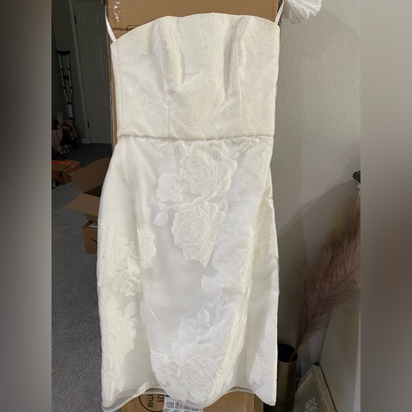 Amsale Rose Fil Coupé Strapless Cocktail Dress Wedding Reception - Picture 8 of 12